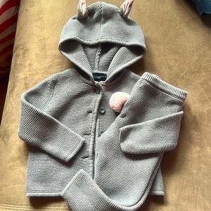 Victoria Beckham bunny sweater set Sz 2T